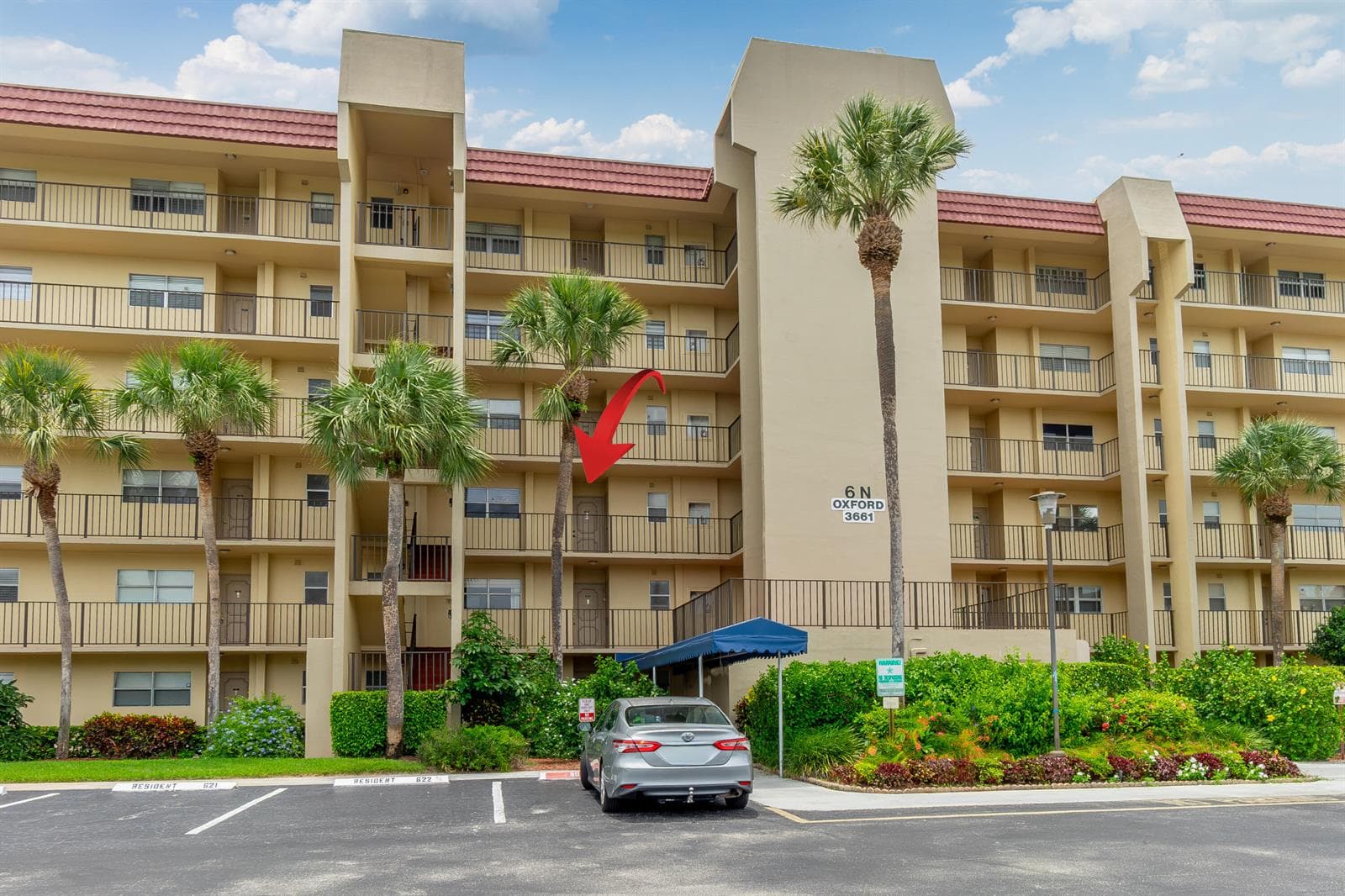 3661 Via Poinciana # 211, Lake Worth, FL 33467