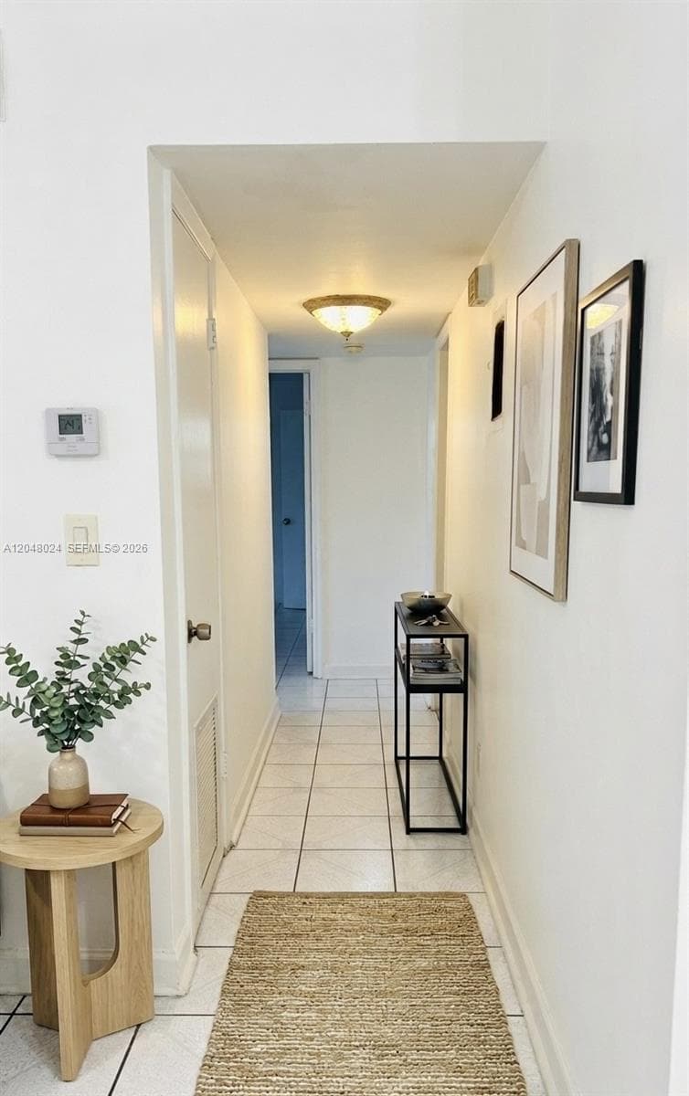 3105 Oakland Shores Dr # J205, Oakland Park, FL 33309 photo 4