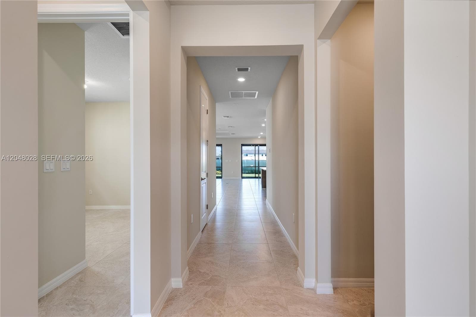 4480 Gramercy Dr, Oakland Park, FL 33309 photo 4