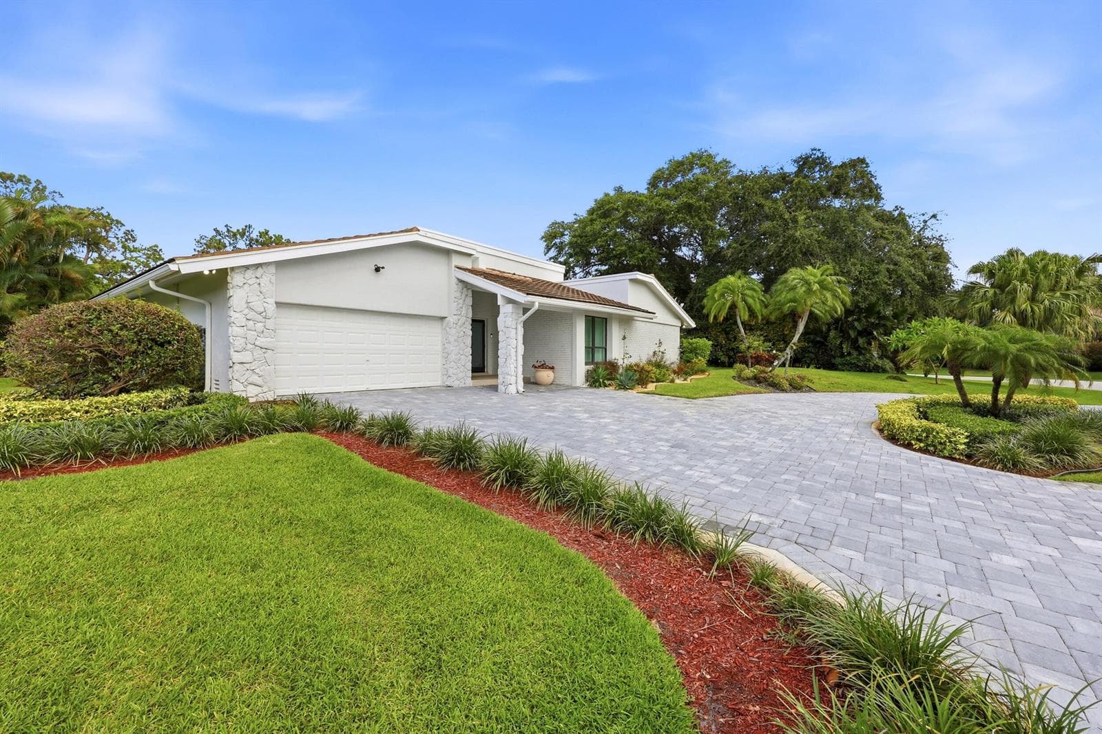 624 W Lakewoode Circle W, Delray Beach, FL 33445 photo 2