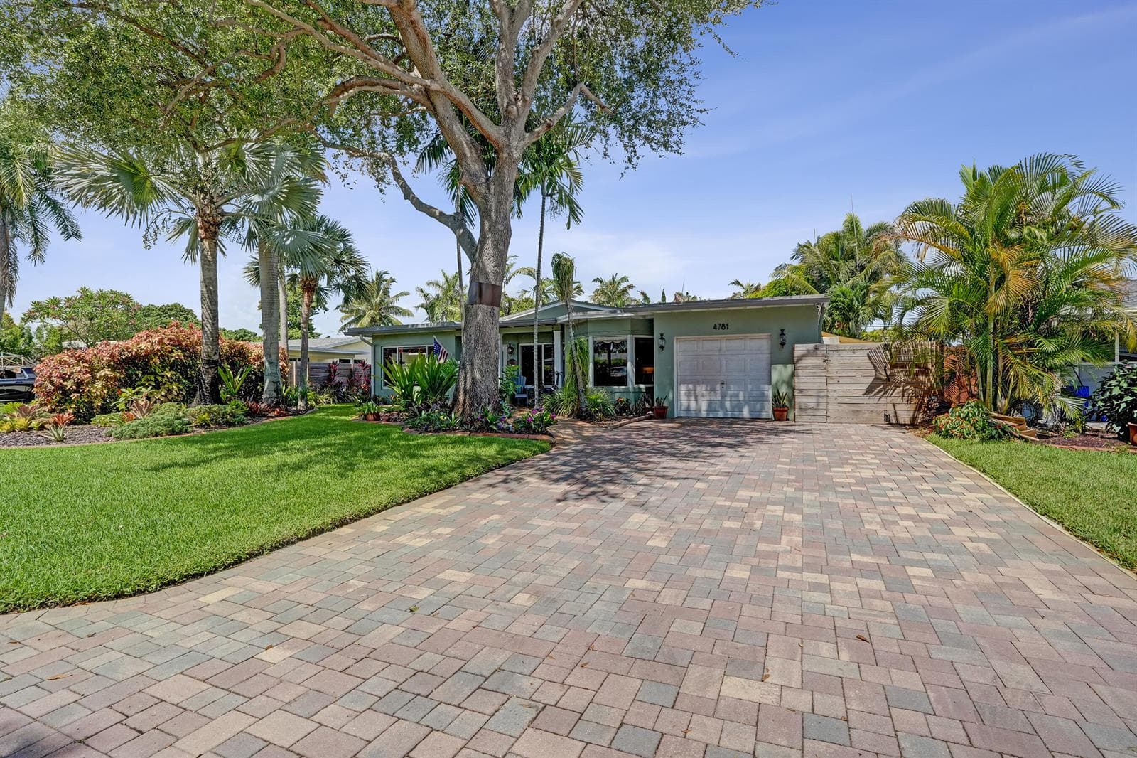 4781 NE 16th Avenue, Oakland Park, FL 33334 photo 3