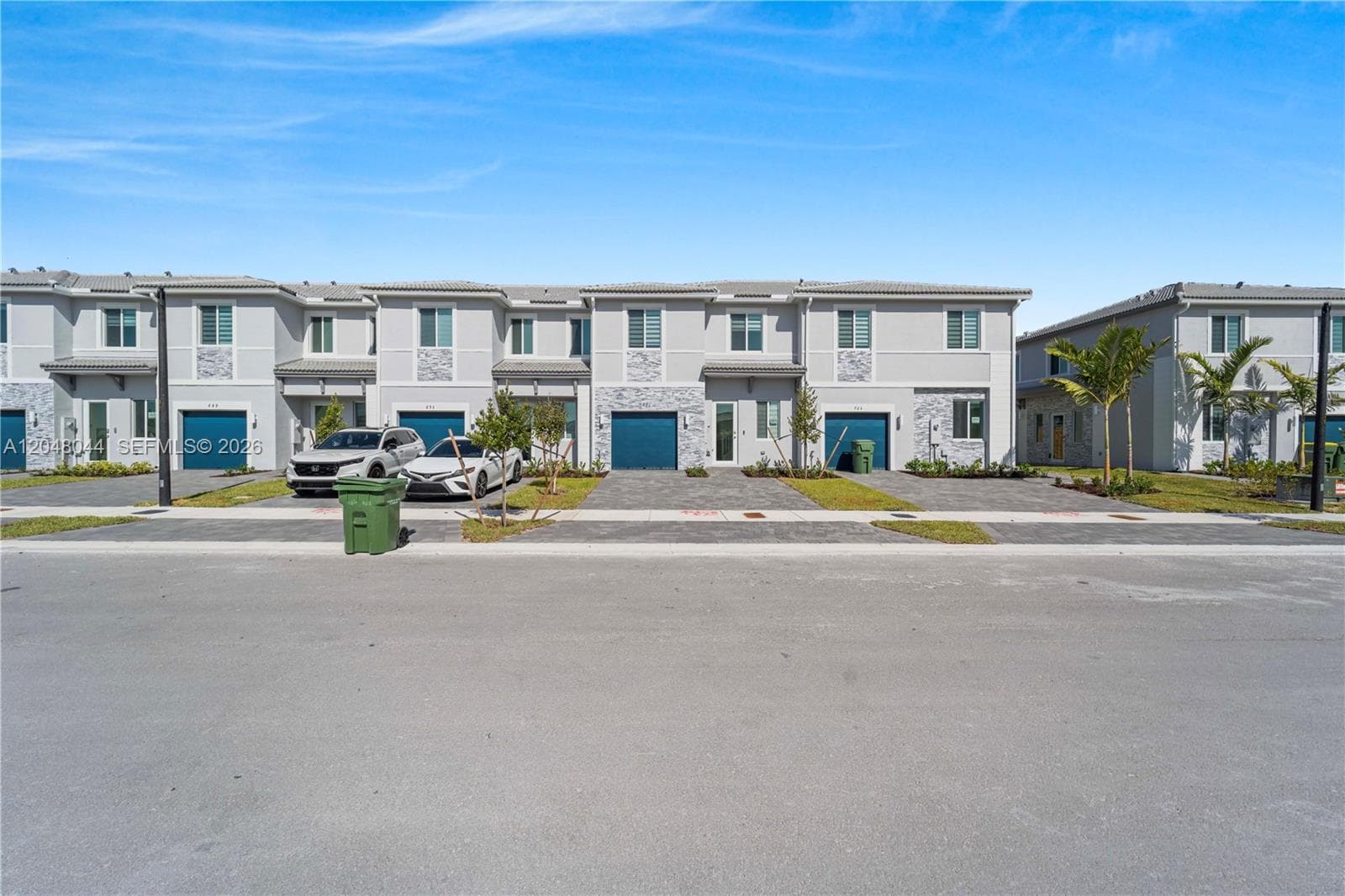 701 SE 13th St Cir, Homestead, FL 33034 photo 2