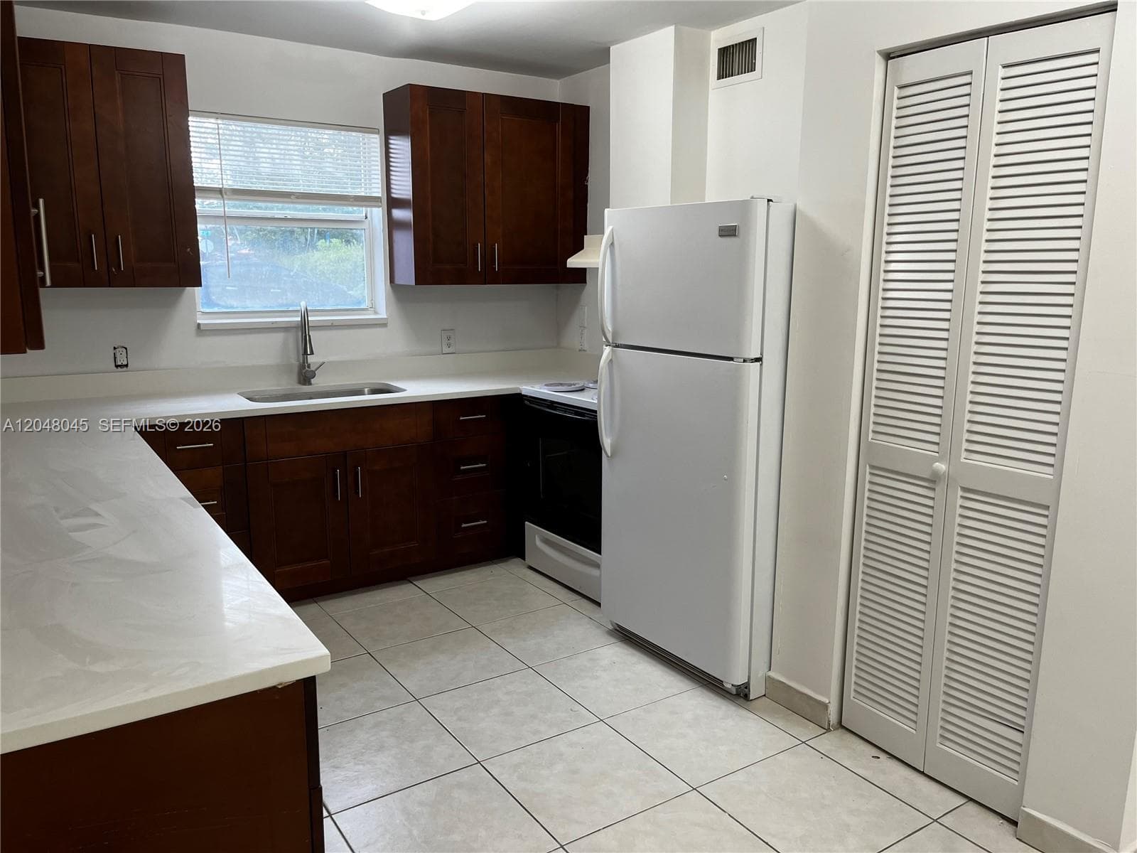 181 NW 47th Ave # 9, Miami, FL 33126 photo 3