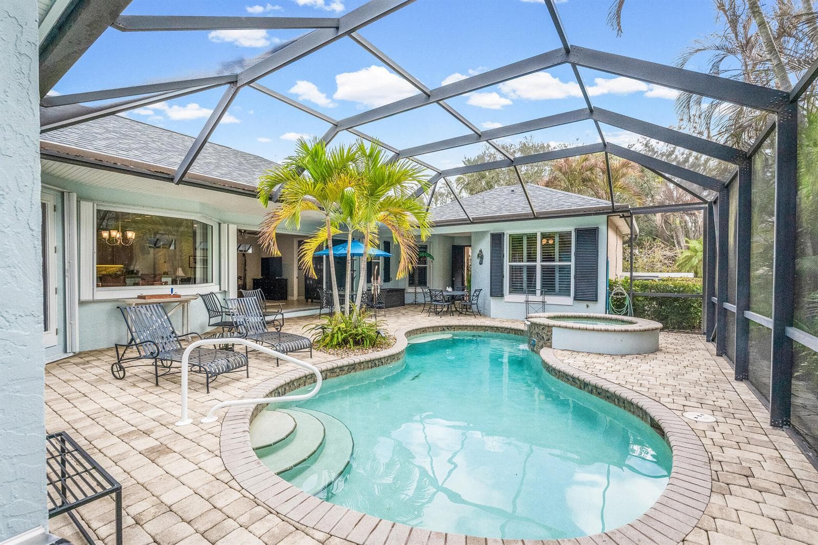224 Oak Hammock Circle SW, Vero Beach, FL 32962 photo 2
