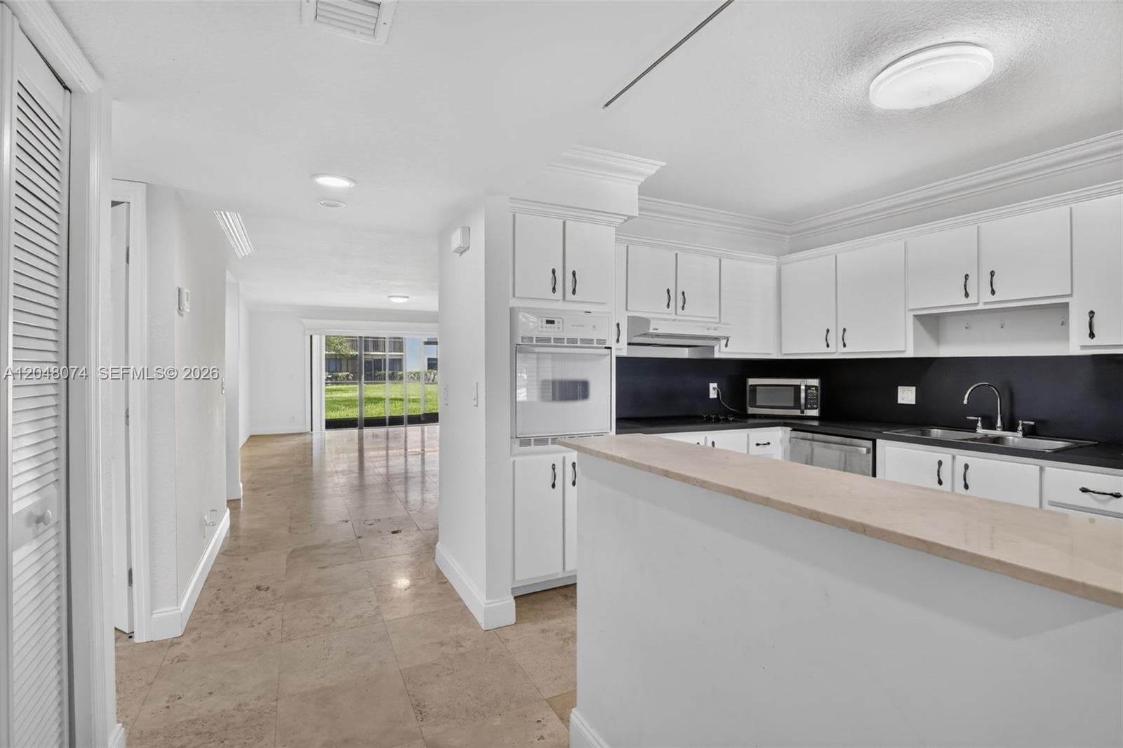 359 Lakeview Dr # 102, Weston, FL 33326 photo 5