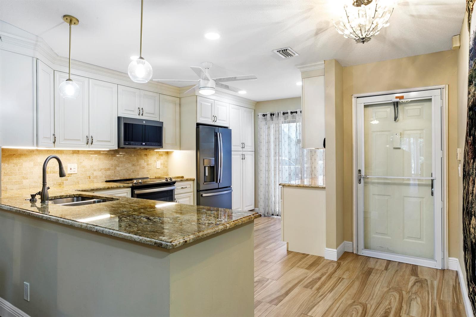 2641 Gately Drive W # 2902, West Palm Beach, FL 33415 photo 3