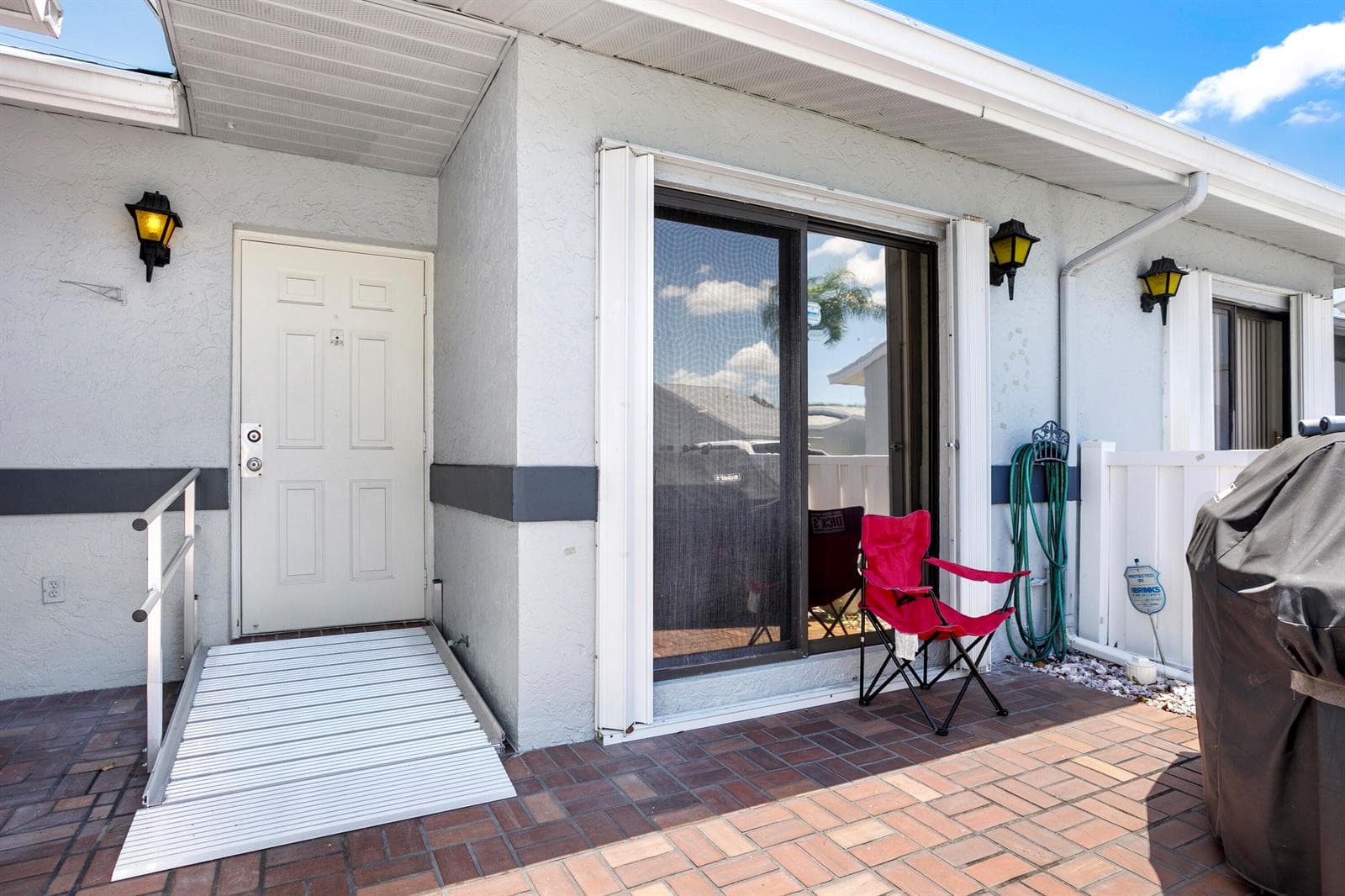 2641 Gately Drive W # 2902, West Palm Beach, FL 33415