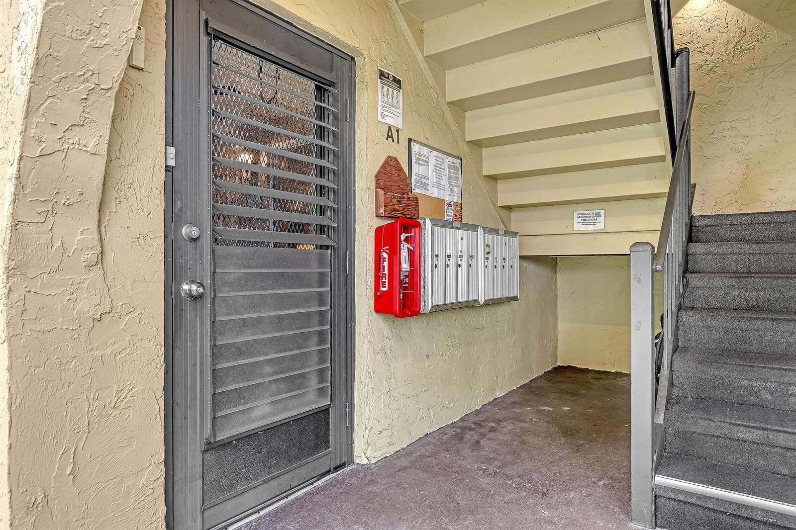 337 Pine Ridge Circle # A-1, FL 33463 photo 5