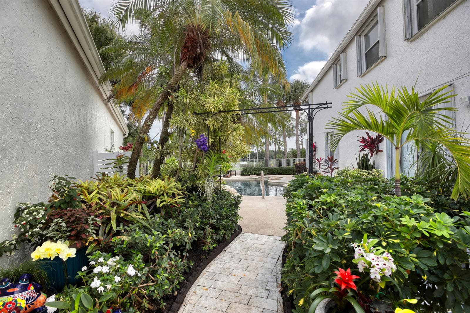 2070 Chagall Circle, West Palm Beach, FL 33409 photo 5