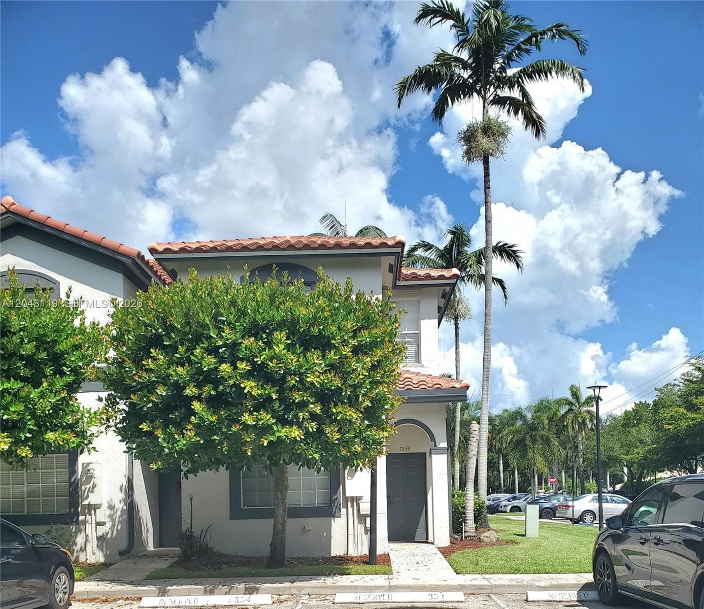 7834 Catalina Cir # 7834, Tamarac, FL 33321 photo 2