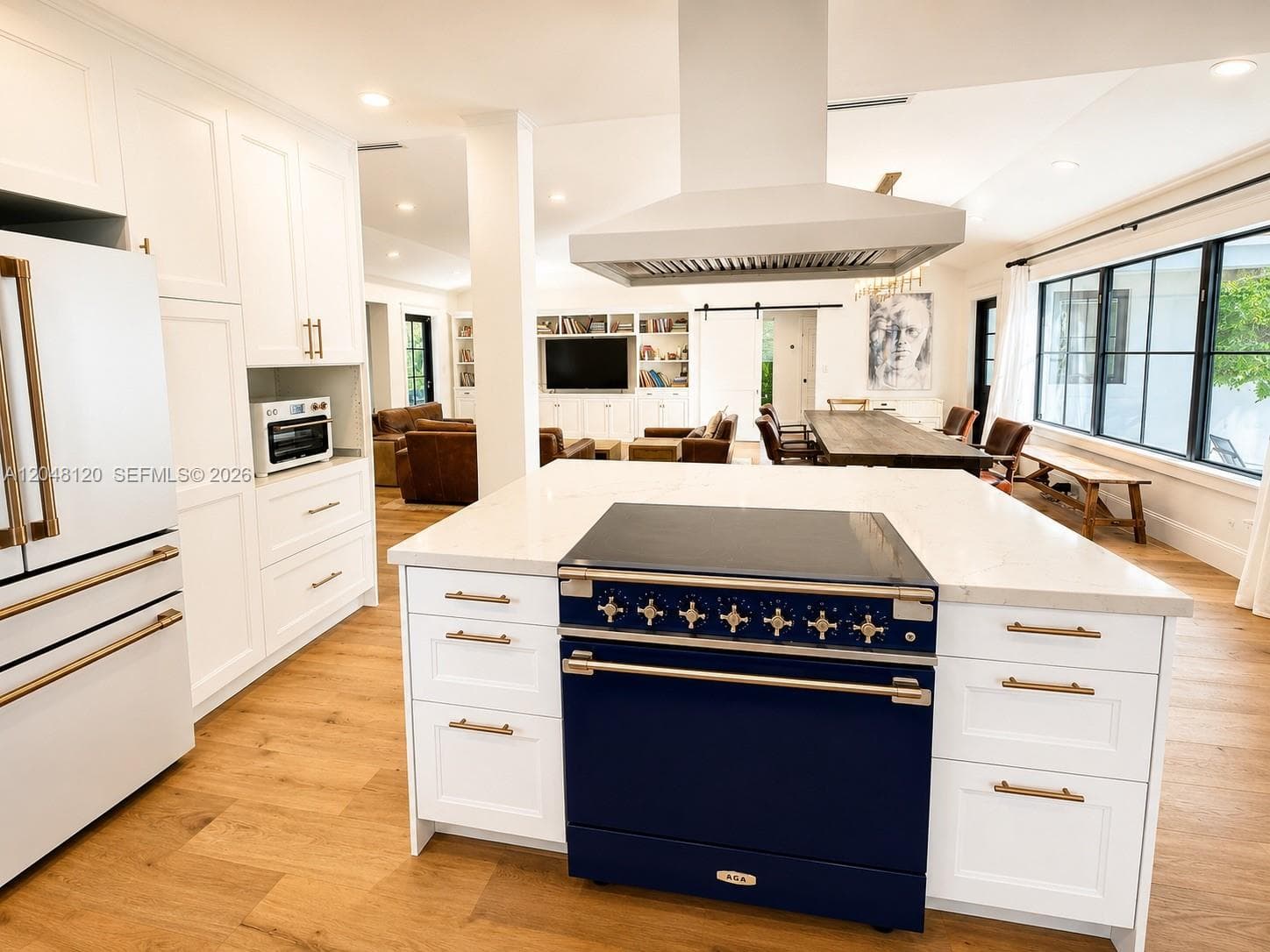 4455 N Bay Rd, Miami Beach, FL 33140 photo 4