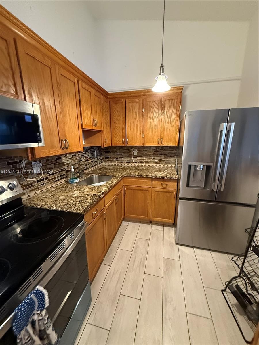 468 NE 206th Ln # 203, Miami, FL 33179 photo 2
