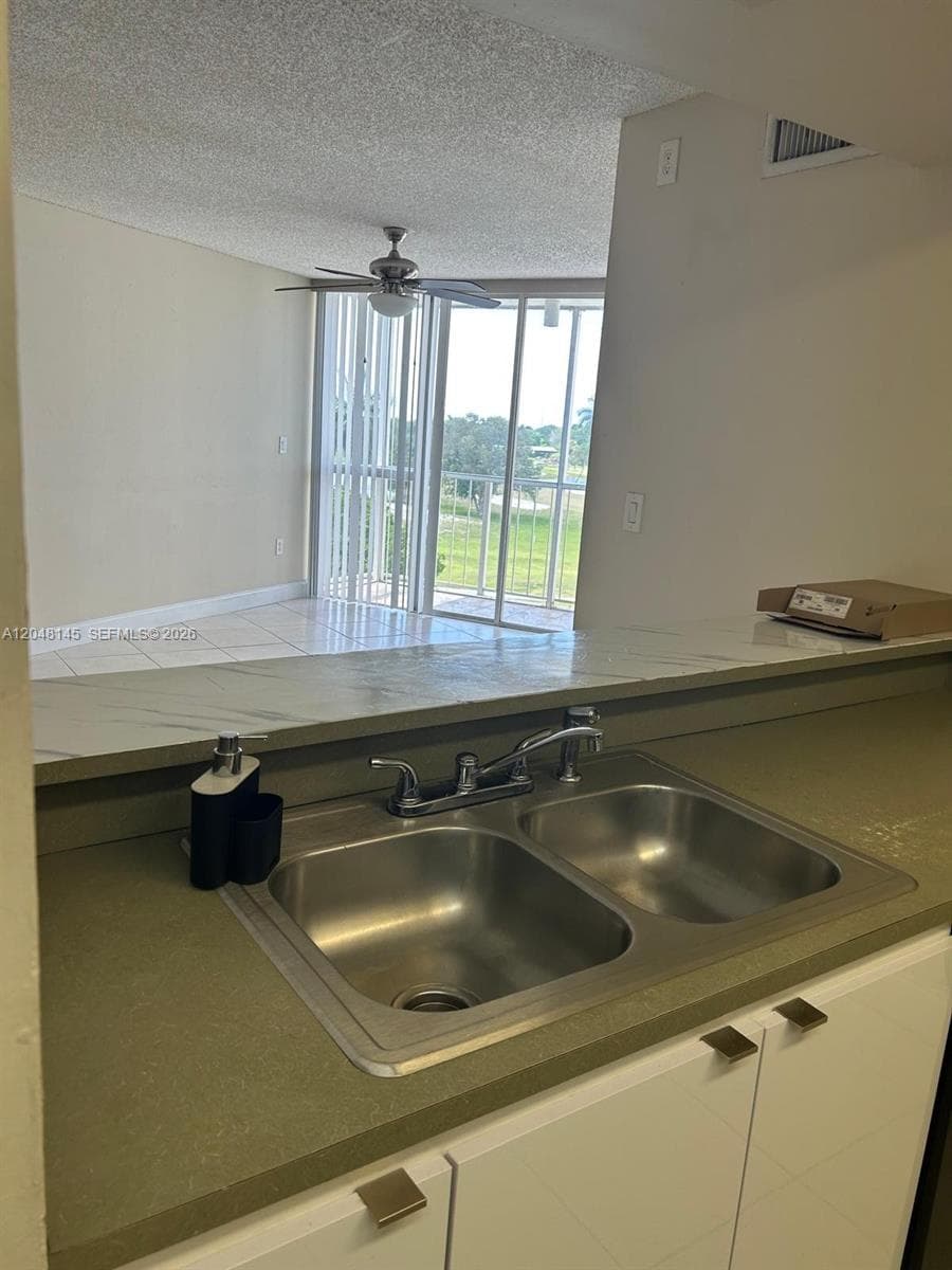 6955 NW 186th St # F505, Hialeah, FL 33015 photo 2