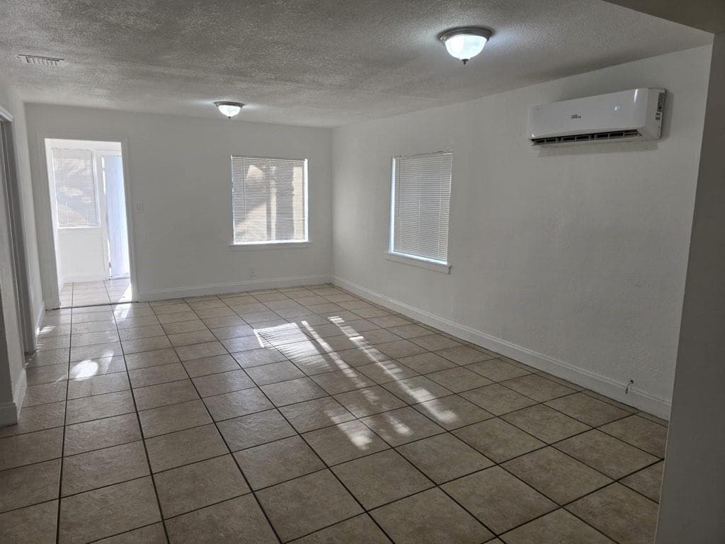 5431 NW 30th Avenue, Miami, FL 33142 photo 5