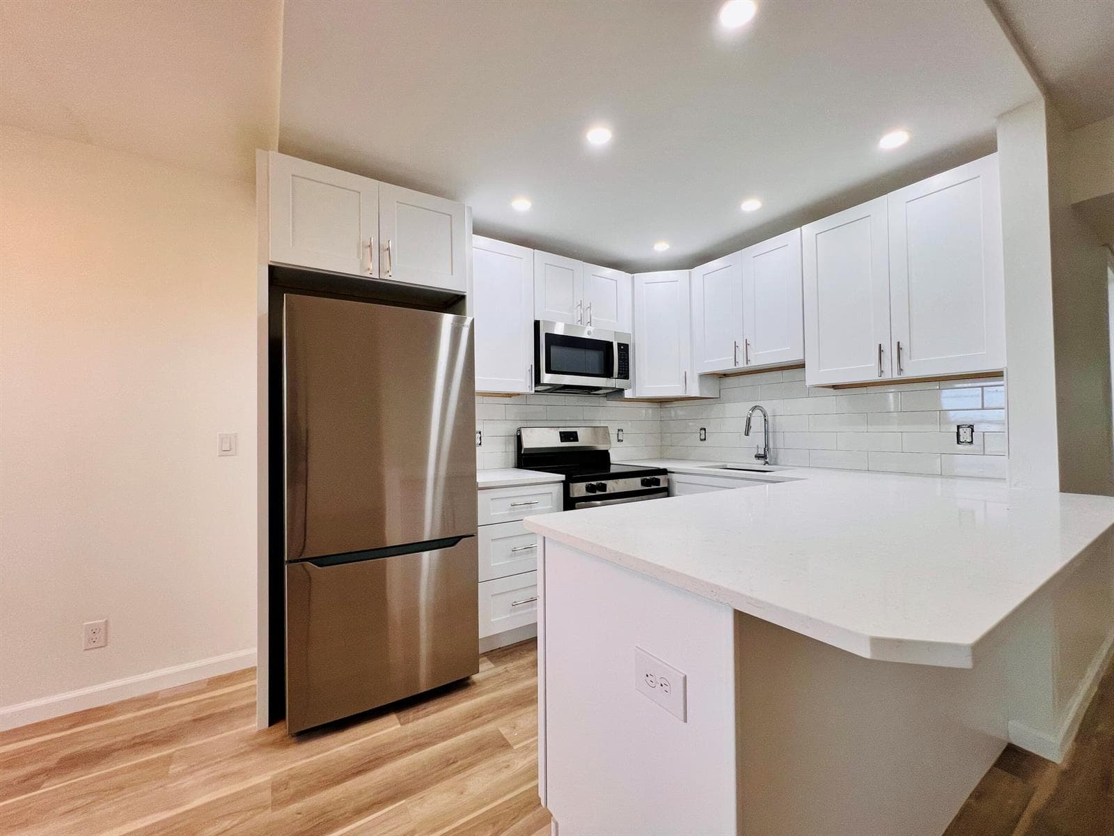 5 Hastings A, West Palm Beach, FL 33417 photo 3