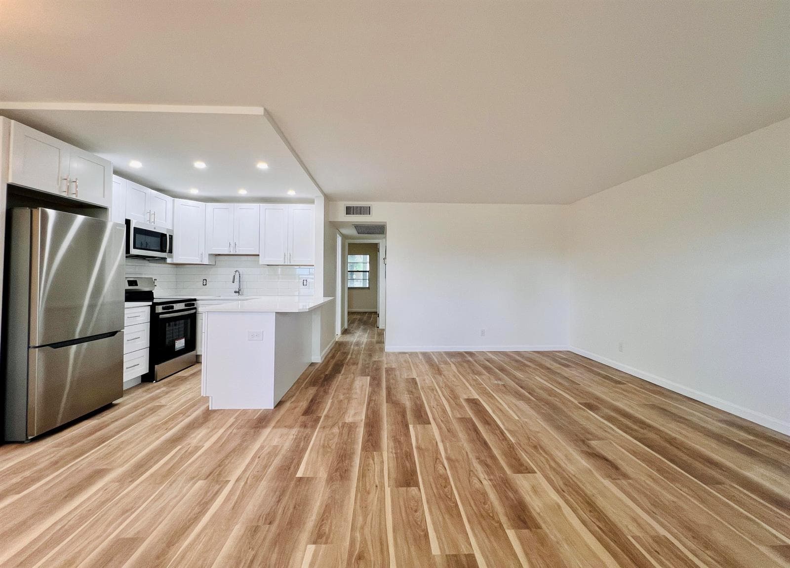 5 Hastings A, West Palm Beach, FL 33417