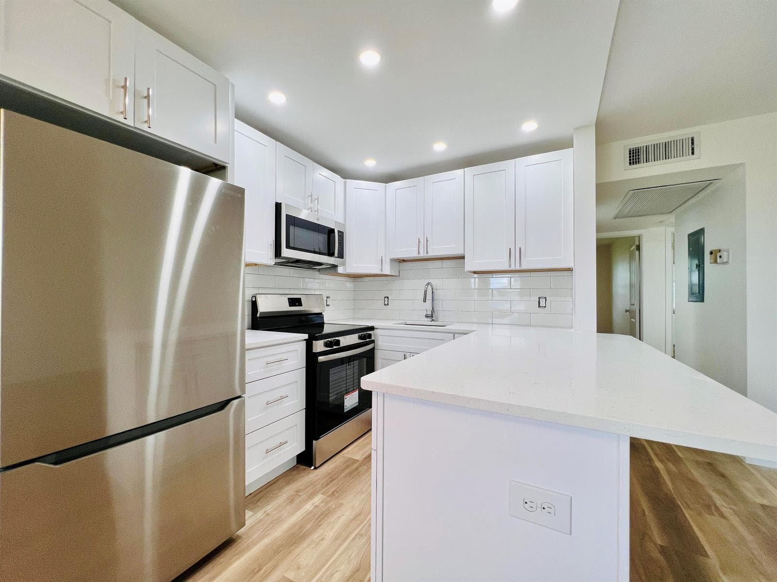 5 Hastings A, West Palm Beach, FL 33417 photo 4