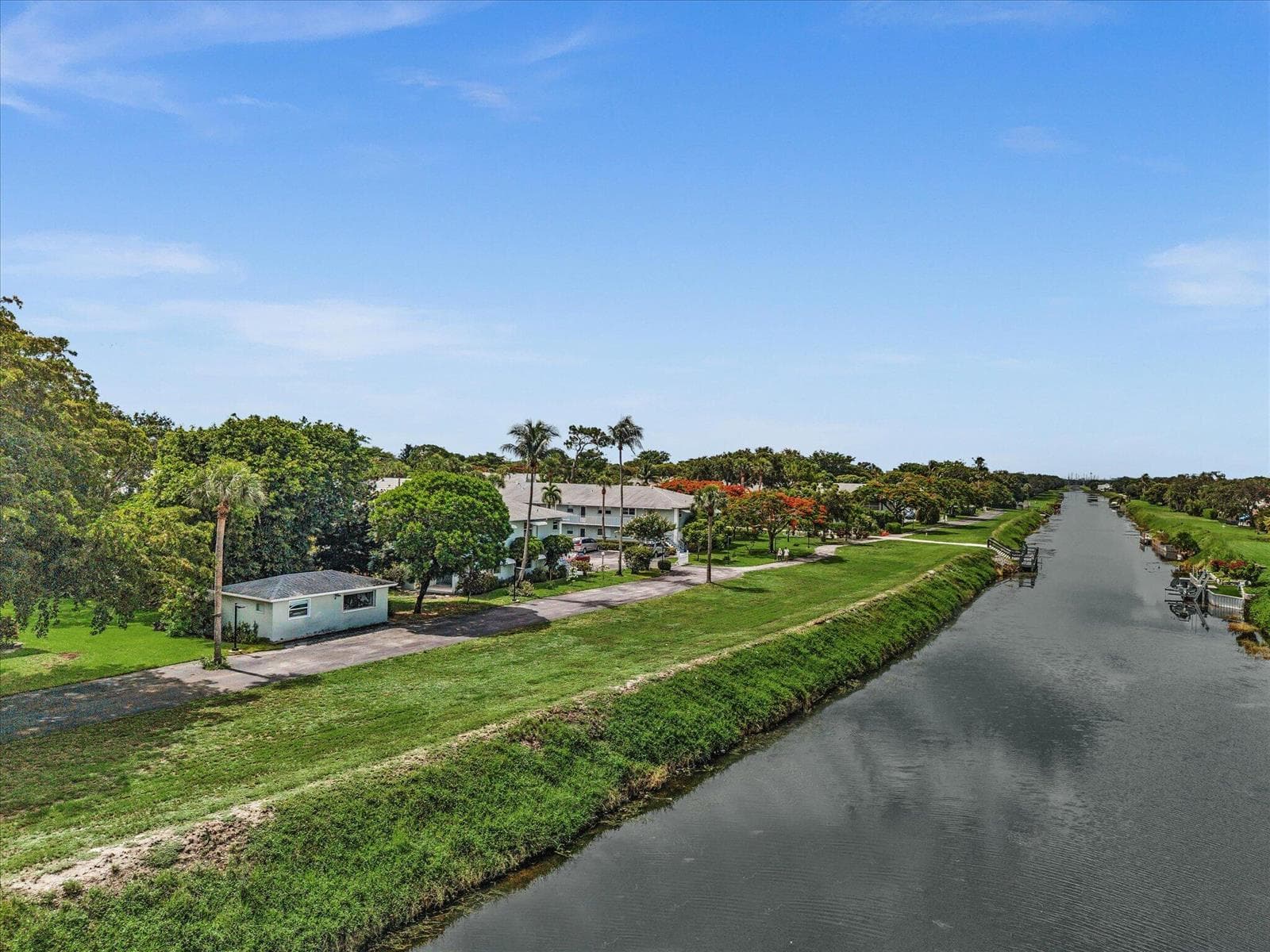 2420 SW 22nd Avenue # 602, Delray Beach, FL 33445 photo 2