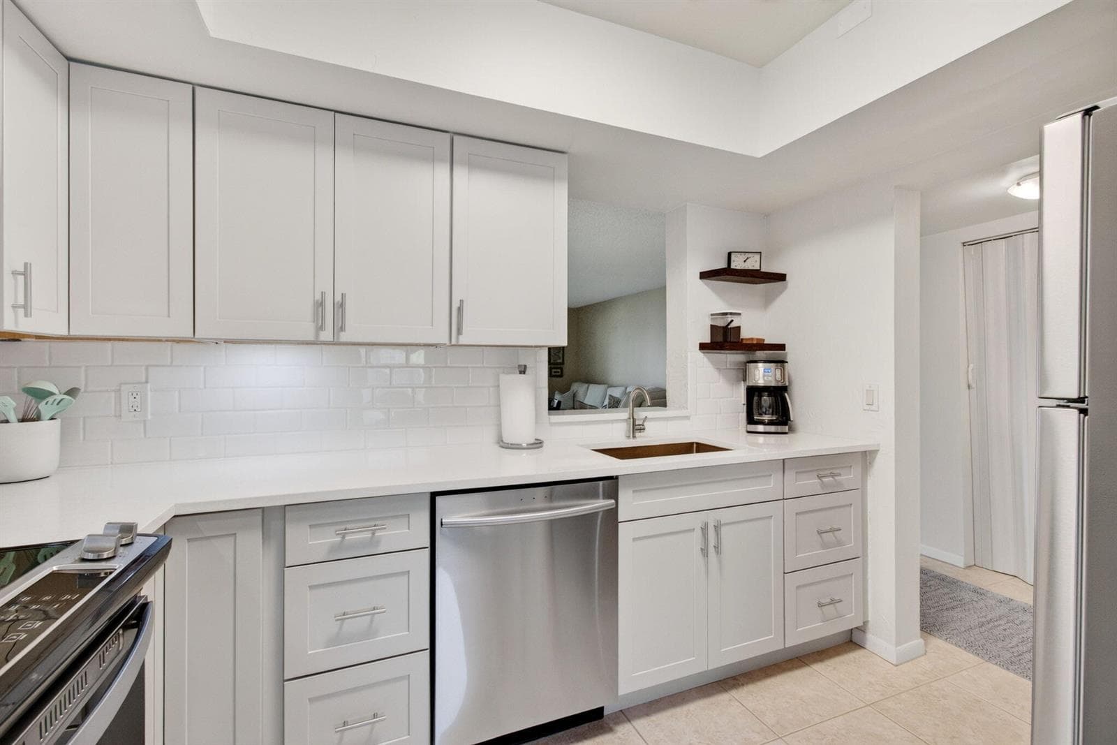 6600 S Oriole Boulevard, Delray Beach, FL 33446 photo 2