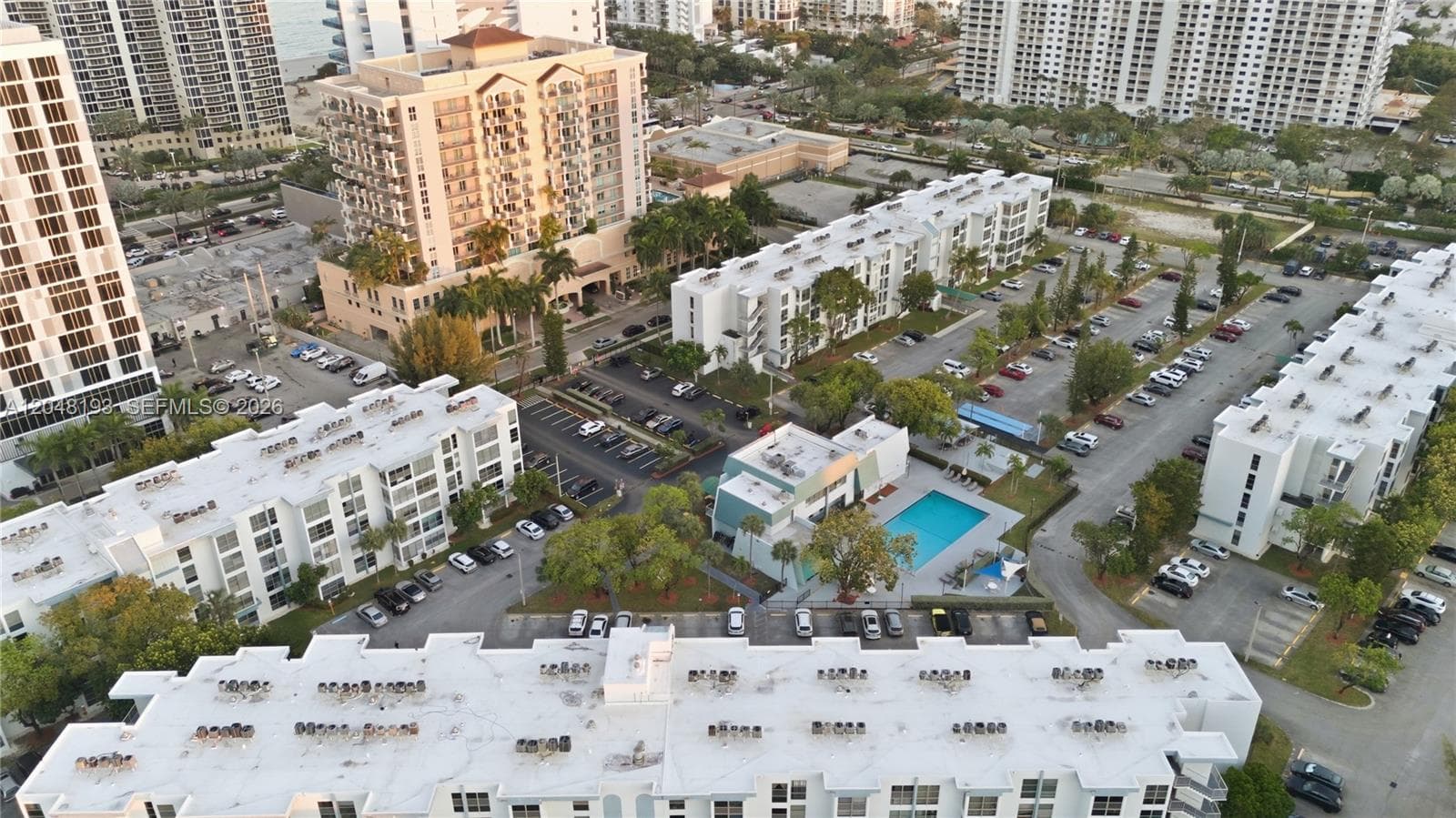 200 177th Dr # 204, Sunny Isles Beach, FL 33160 photo 4