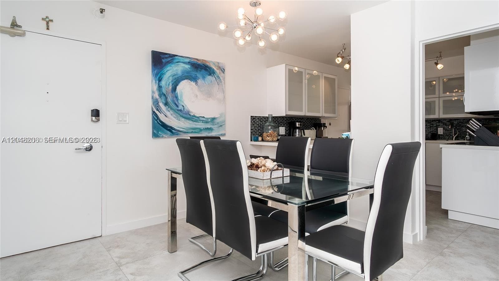 5161 Collins Ave # 811, Miami Beach, FL 33140 photo 5