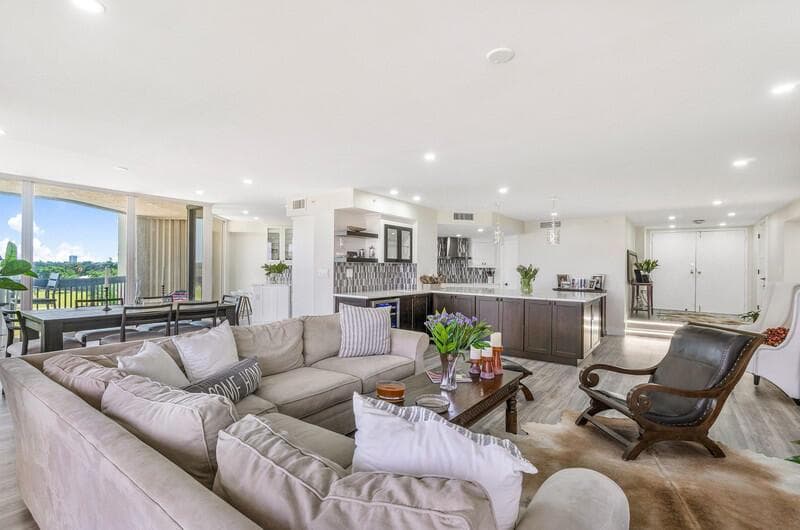 1900 Consulate Place # 406, West Palm Beach, FL 33401 photo 5
