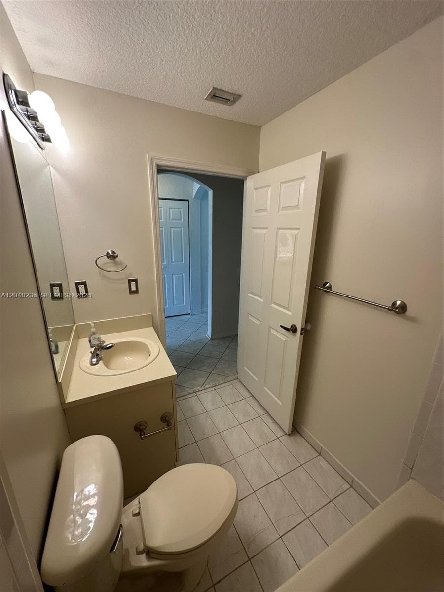 4952 Tradewinds Ter # 506, Fort Lauderdale, FL 33312 photo 5