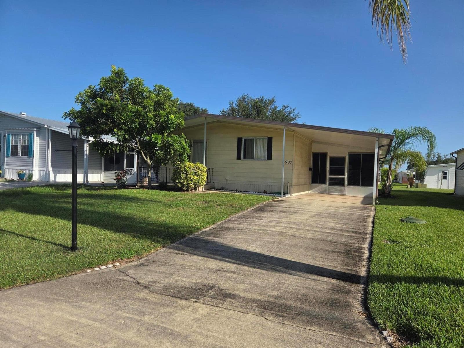 6937 SE Delegate Street, Hobe Sound, FL 33455 photo 2
