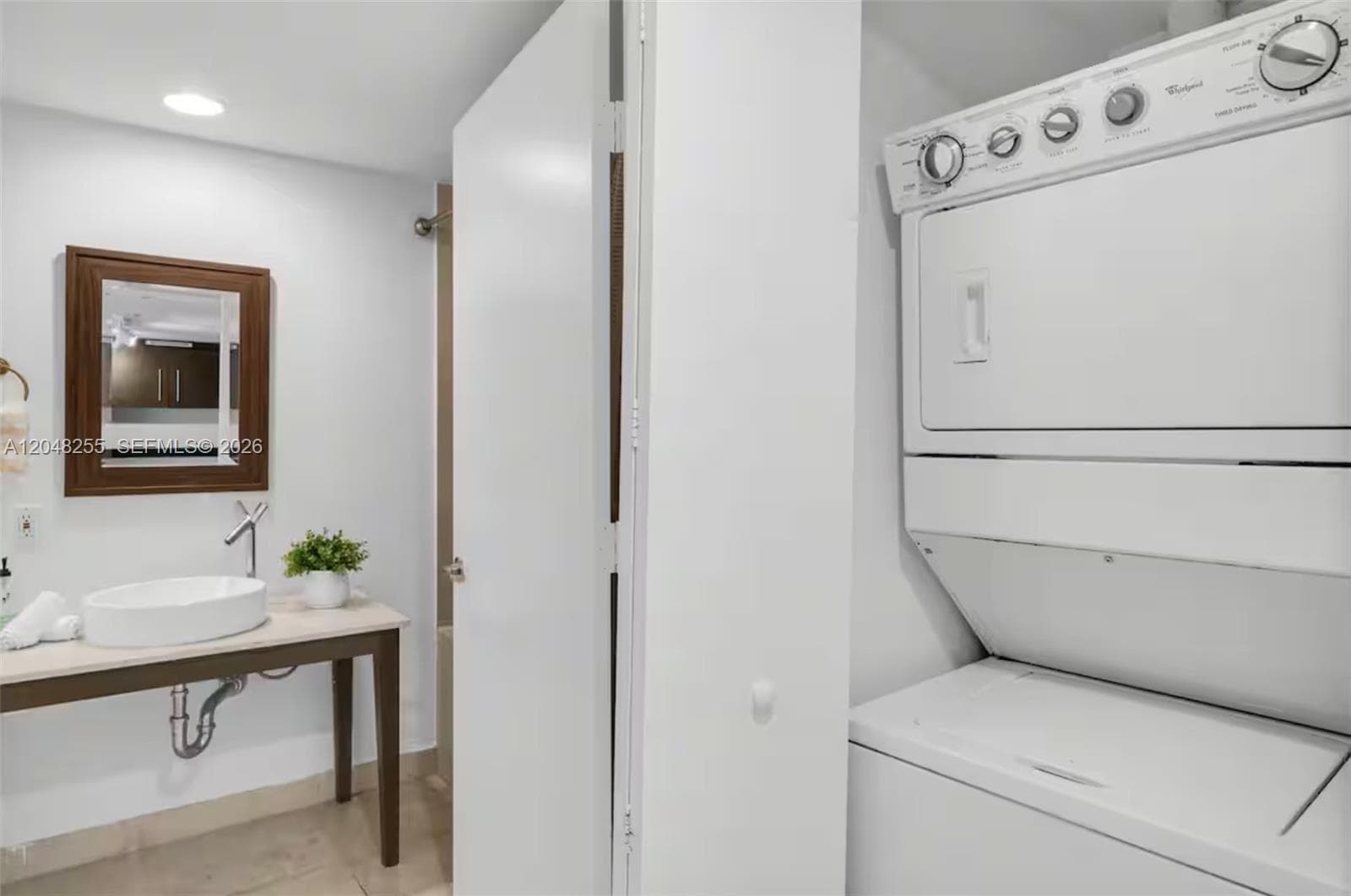 485 Brickell Ave # 1901, Miami, FL 33131 photo 5