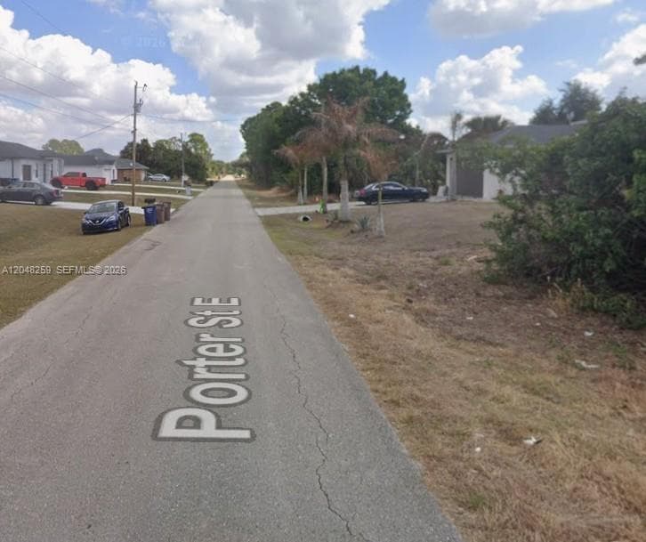 820 Porter ST E, Lehigh Acres, FL 33974 photo 3