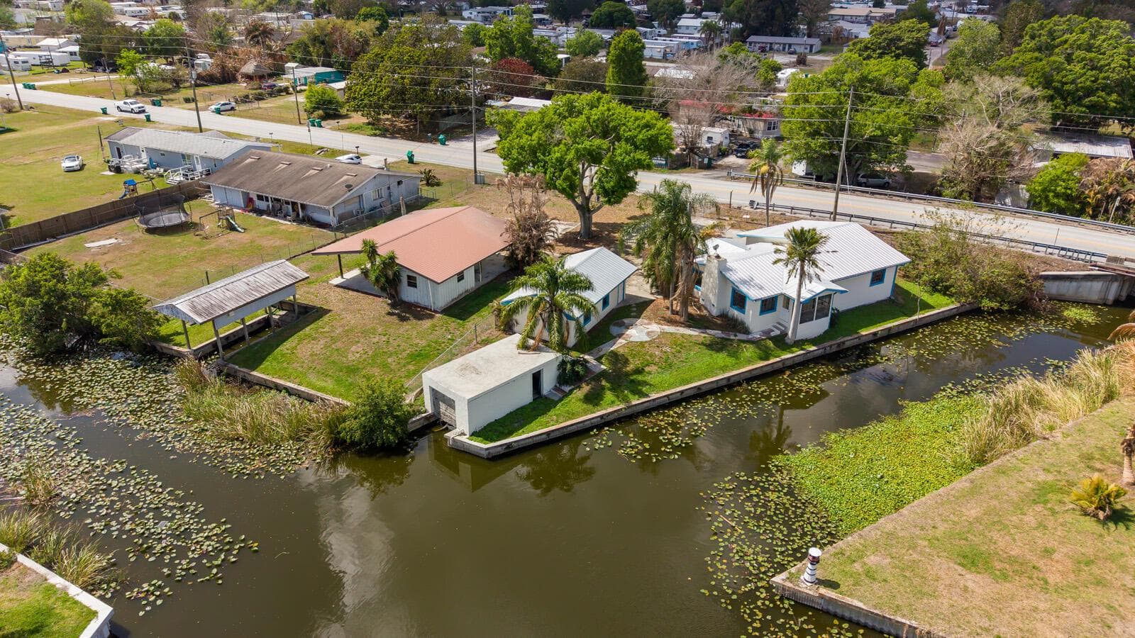 3122 SE 34th Avenue, Okeechobee, FL 34974 photo 2