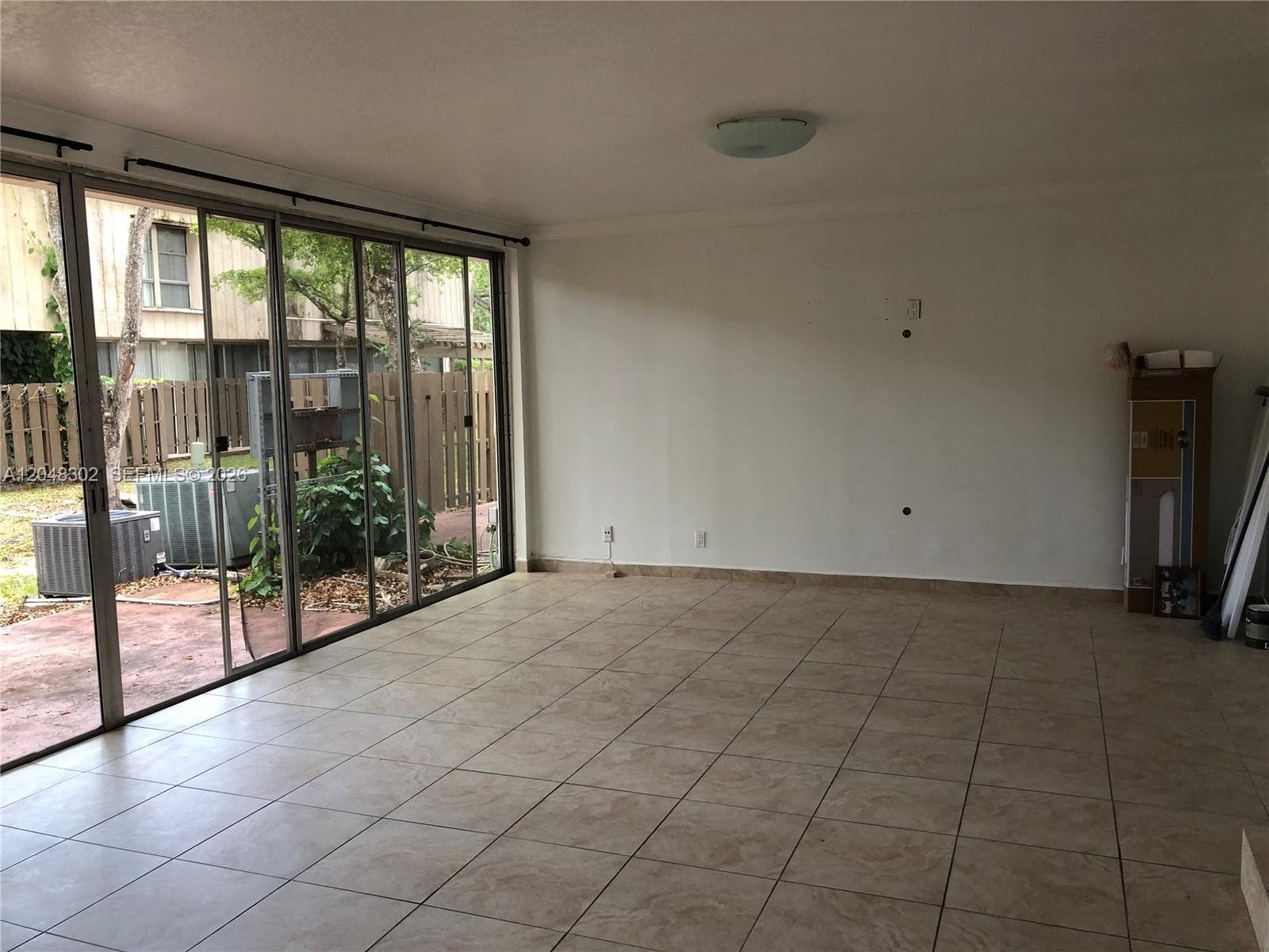 836 NW 82nd Ave # 3, Plantation, FL 33324 photo 2