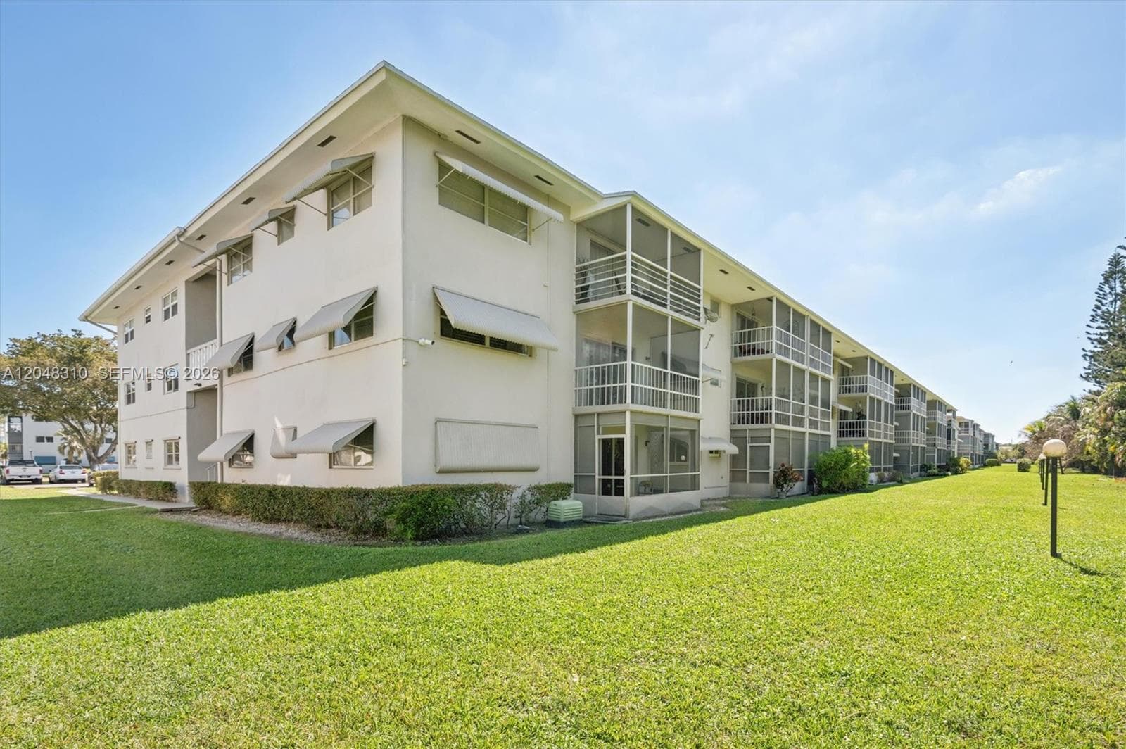 1000 Hillcrest Ct # 303, Hollywood, FL 33021 photo 5