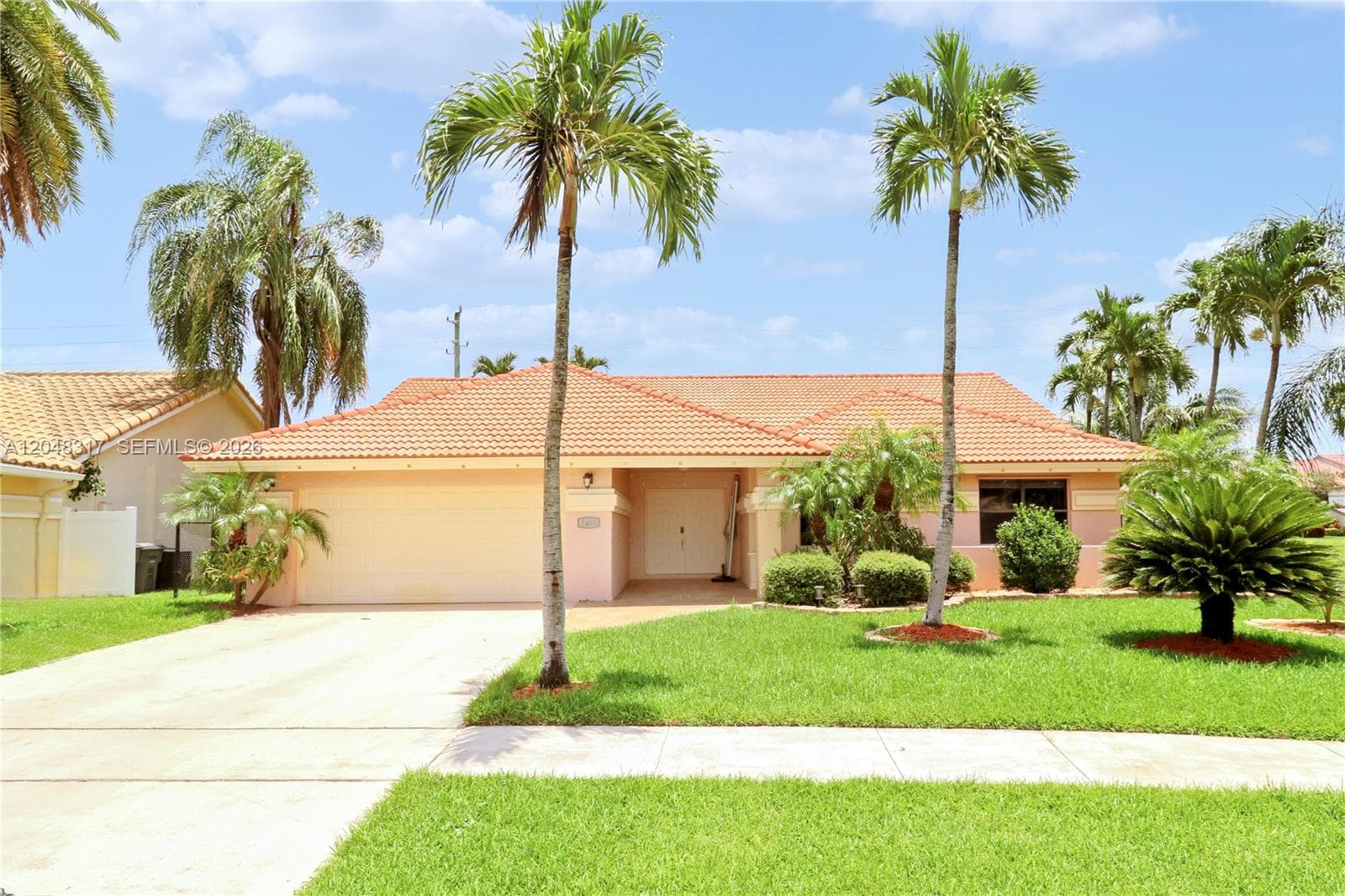 9496 Sun Pointe Dr, Boynton Beach, FL 33437