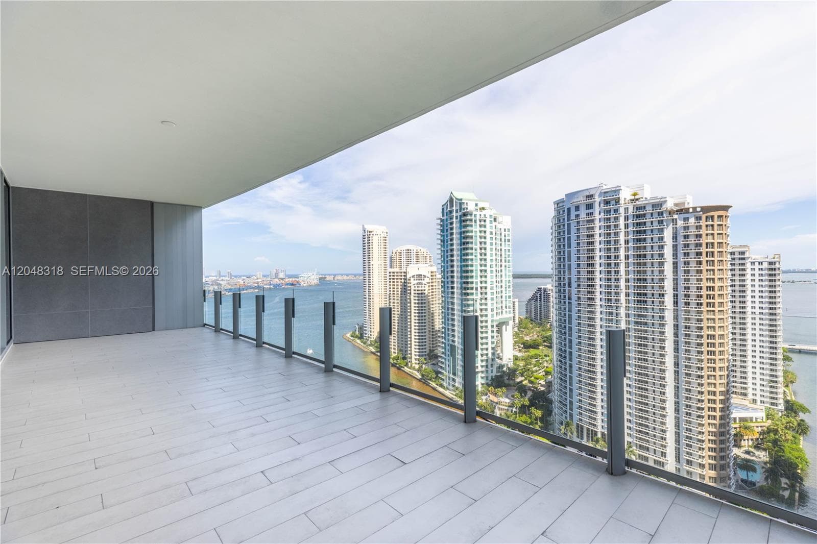 300 Biscayne Blvd Way # 2702, Miami, FL 33131 photo 4