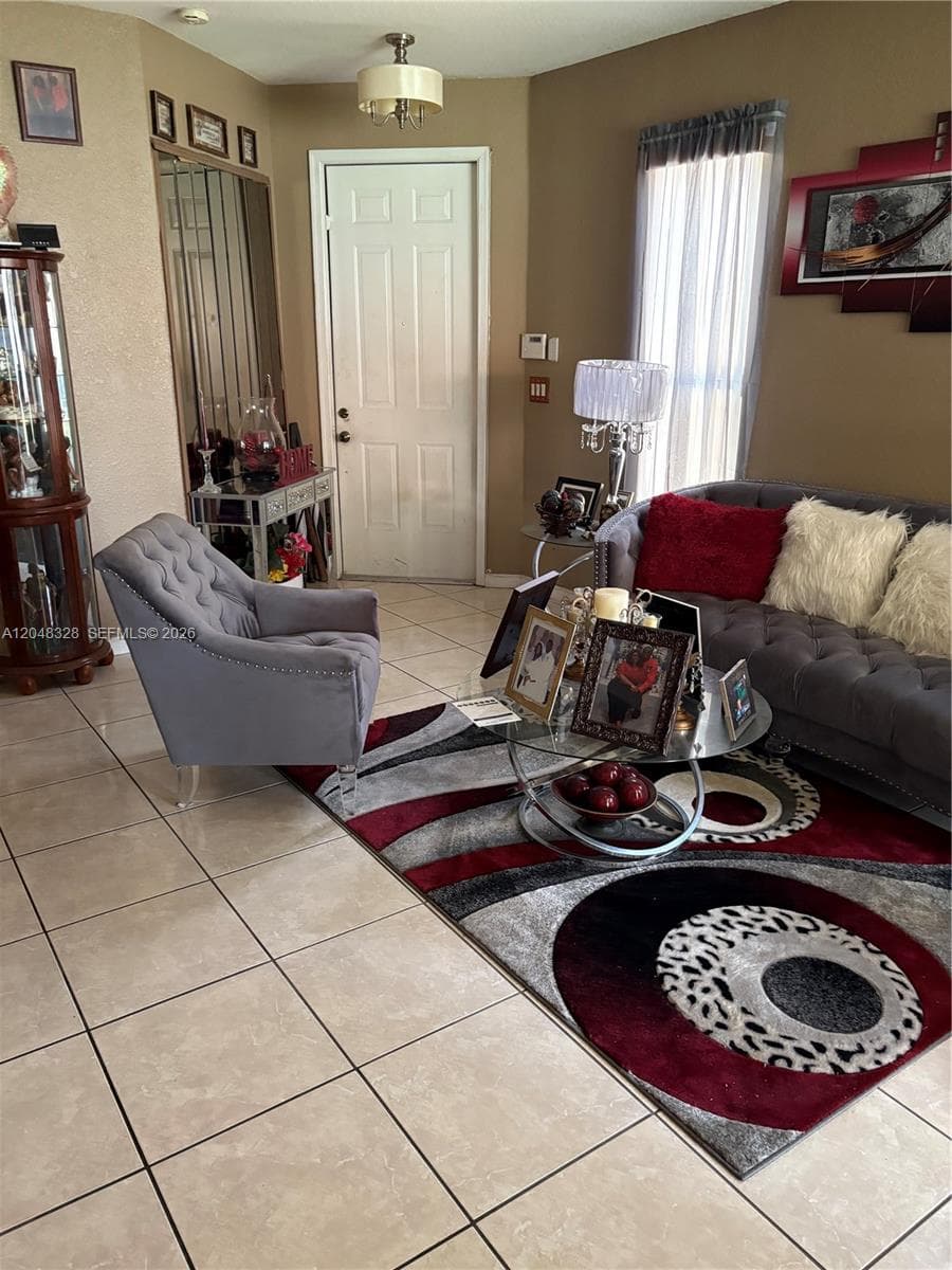 3976 NE 13th Dr # 3976, Homestead, FL 33033