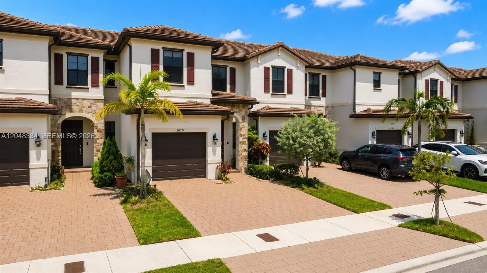 10934 W 33rd Way, Hialeah, FL 33018 photo 3