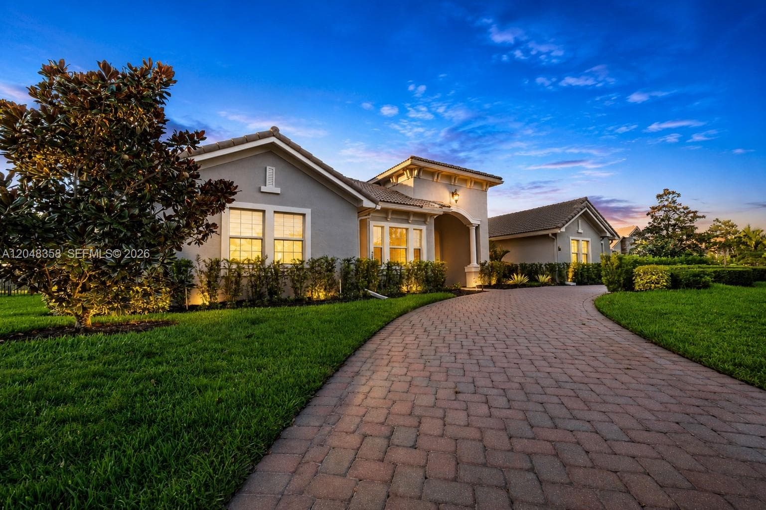 5301 S Sterling Ranch Cir, Davie, FL 33314 photo 2