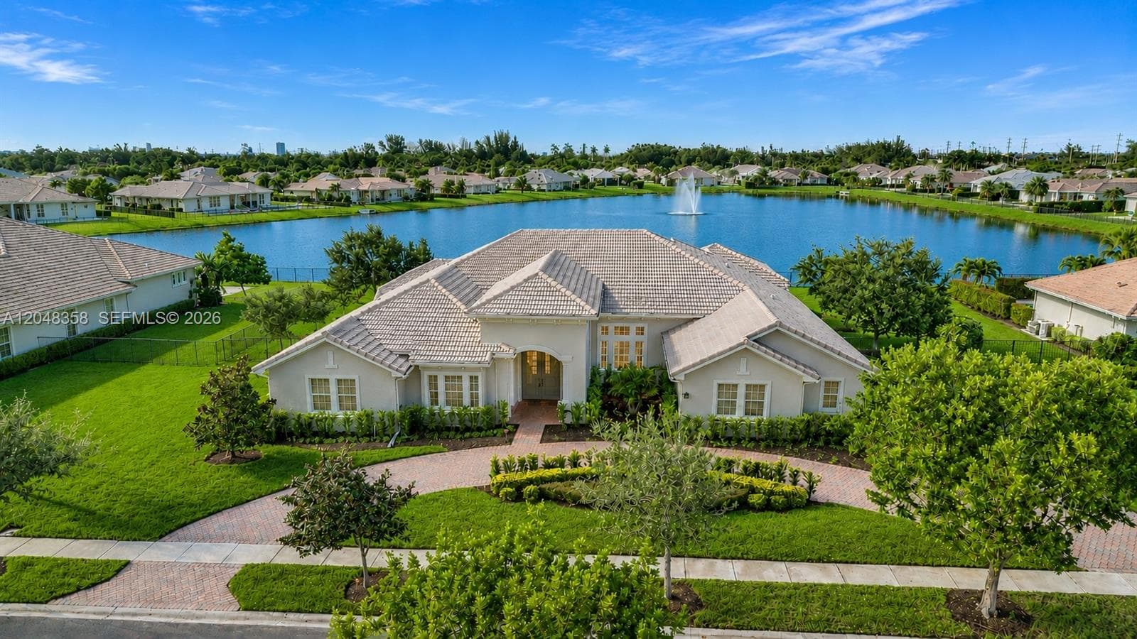 5301 S Sterling Ranch Cir, Davie, FL 33314
