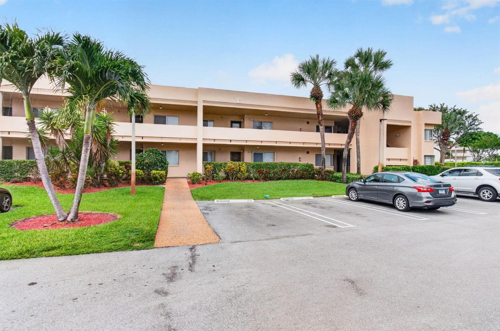 3212 Strawflower Way # 218, Lake Worth, FL 33467 photo 2