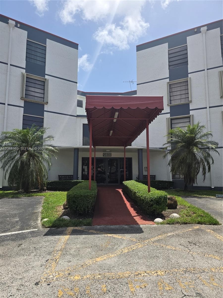 5800 SW 127th Ave # 2310, Miami, FL 33183