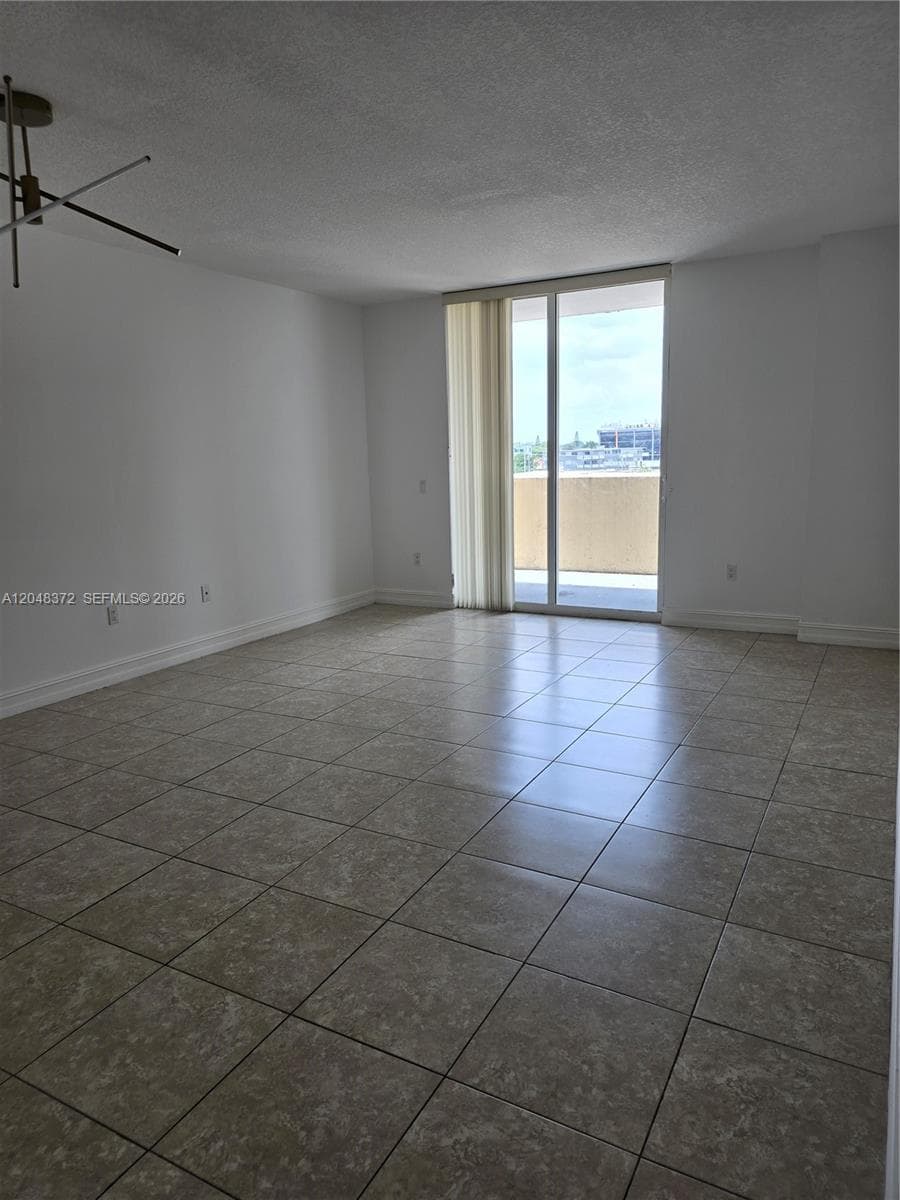 117 NW 42nd Ave # 503, Miami, FL 33126 photo 5