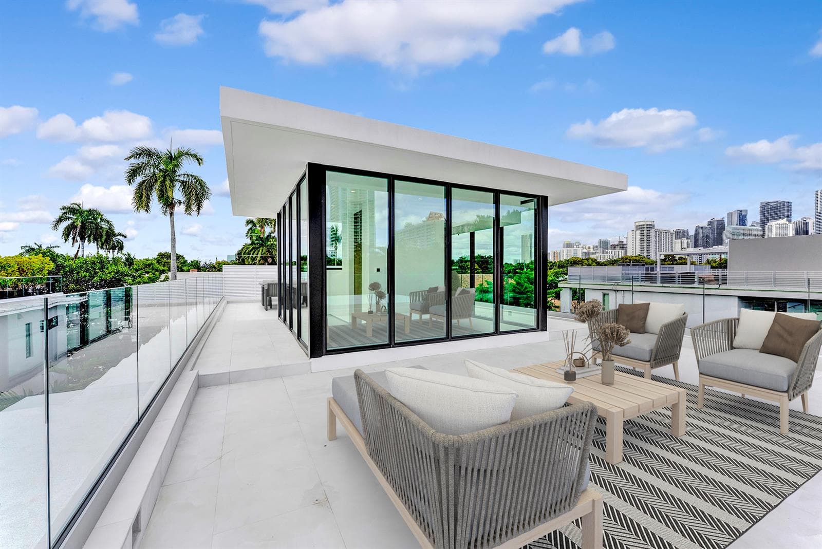 2130 S Miami Avenue, Miami, FL 33129 photo 3