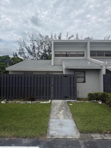 1975 Monks Court, West Palm Beach, FL 33415 photo 2