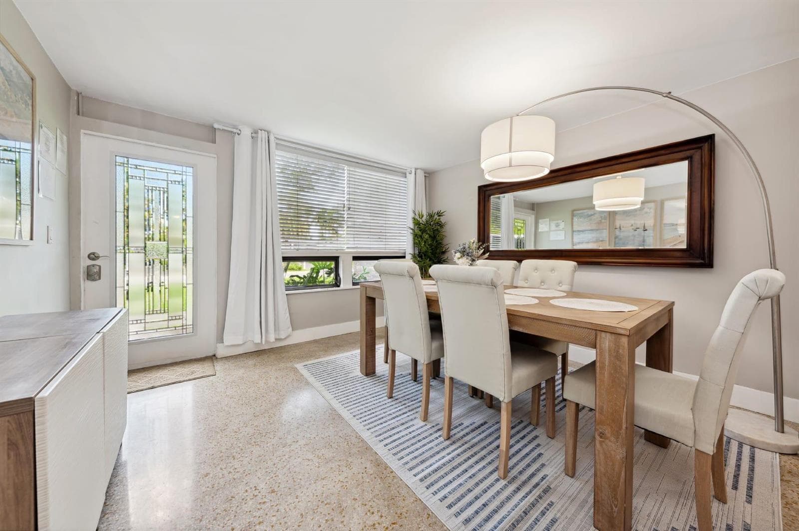 2507 NW 8th Avenue, Wilton Manors, FL 33311 photo 2