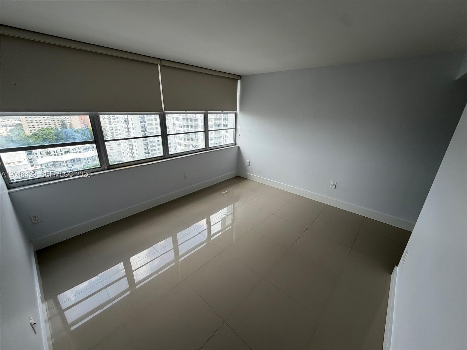 18011 Biscayne Blvd # 1802, Aventura, FL 33160 photo 3