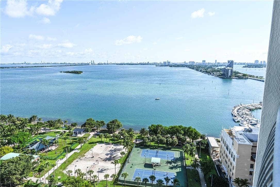 1750 N Bayshore Drive # 2403, Miami, FL 33132 photo 3
