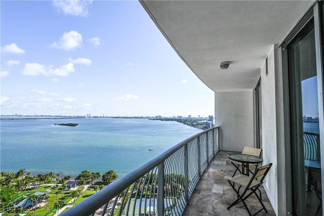 1750 N Bayshore Drive # 2403, Miami, FL 33132