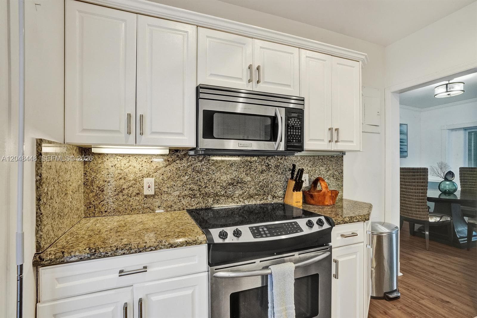 530 NE 11th Ave, Fort Lauderdale, FL 33301 photo 3