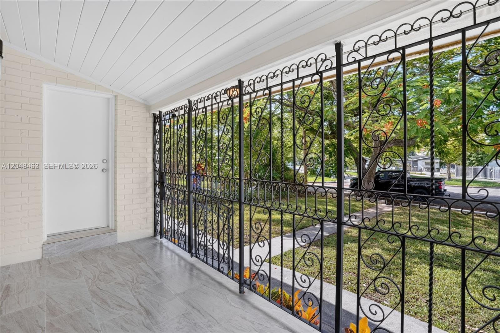 2323 NW 1st St, Miami, FL 33125 photo 4